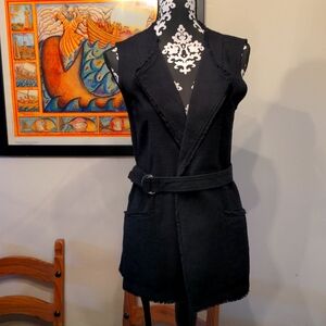 Attyre New York Black Sleeveless Blazer, Size 8